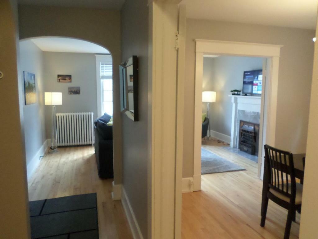 Beautiful, Clean, Quiet 2 Br-In Downtown Ottawa. Parking, Wifi And Netflix Included Exterior foto