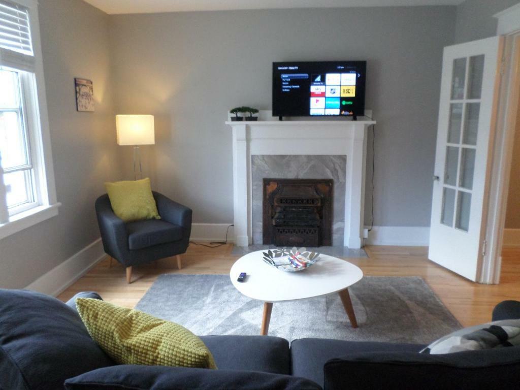 Beautiful, Clean, Quiet 2 Br-In Downtown Ottawa. Parking, Wifi And Netflix Included Exterior foto
